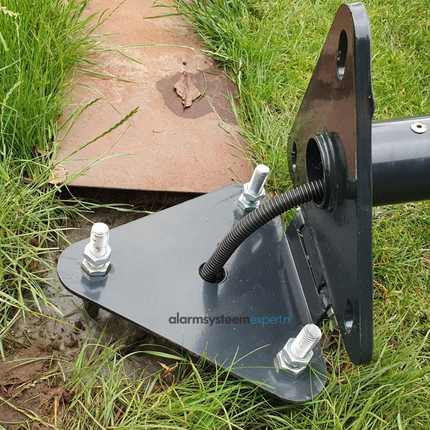 AlarmsysteemExpert.nl Ronde cameramast met kantelanker 3 meter